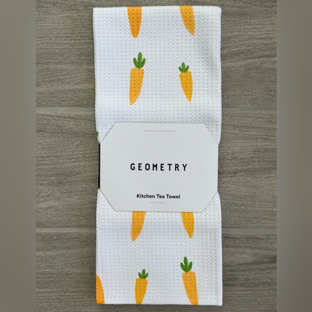NWT Geometry Tea Towel in “Springtime Harvest”